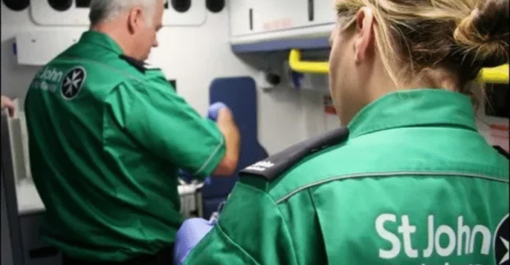 Do Ambulance Lights Turn Off When Someone Dies?